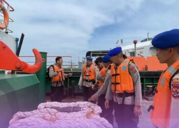 Latihan Siswa Dikbangspes Pama Dasar dan Ba Laka Laut di Pusdik Pol Air Lemdiklat Polri untuk Tingkatkan Kemampuan Kelautan