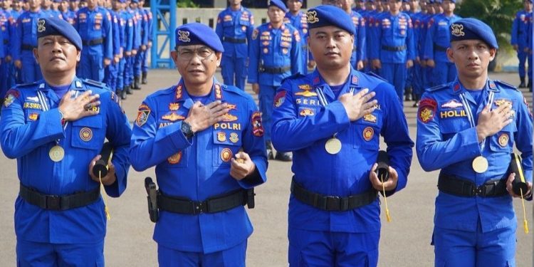 Pusdik Polair Gelar Upacara Penutupan Dikbangspes Bintara SAR Polair, Tamtama Juru Mudi Kapal, dan Tamtama Harwat Kapal Gelombang Gel V T.A. 2025